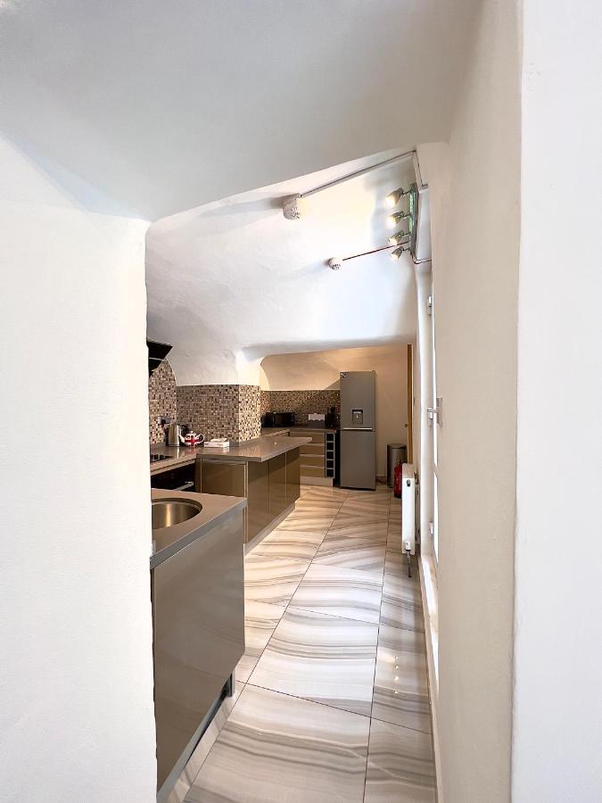 The Beverley Apartments London - Victoria Exterior photo