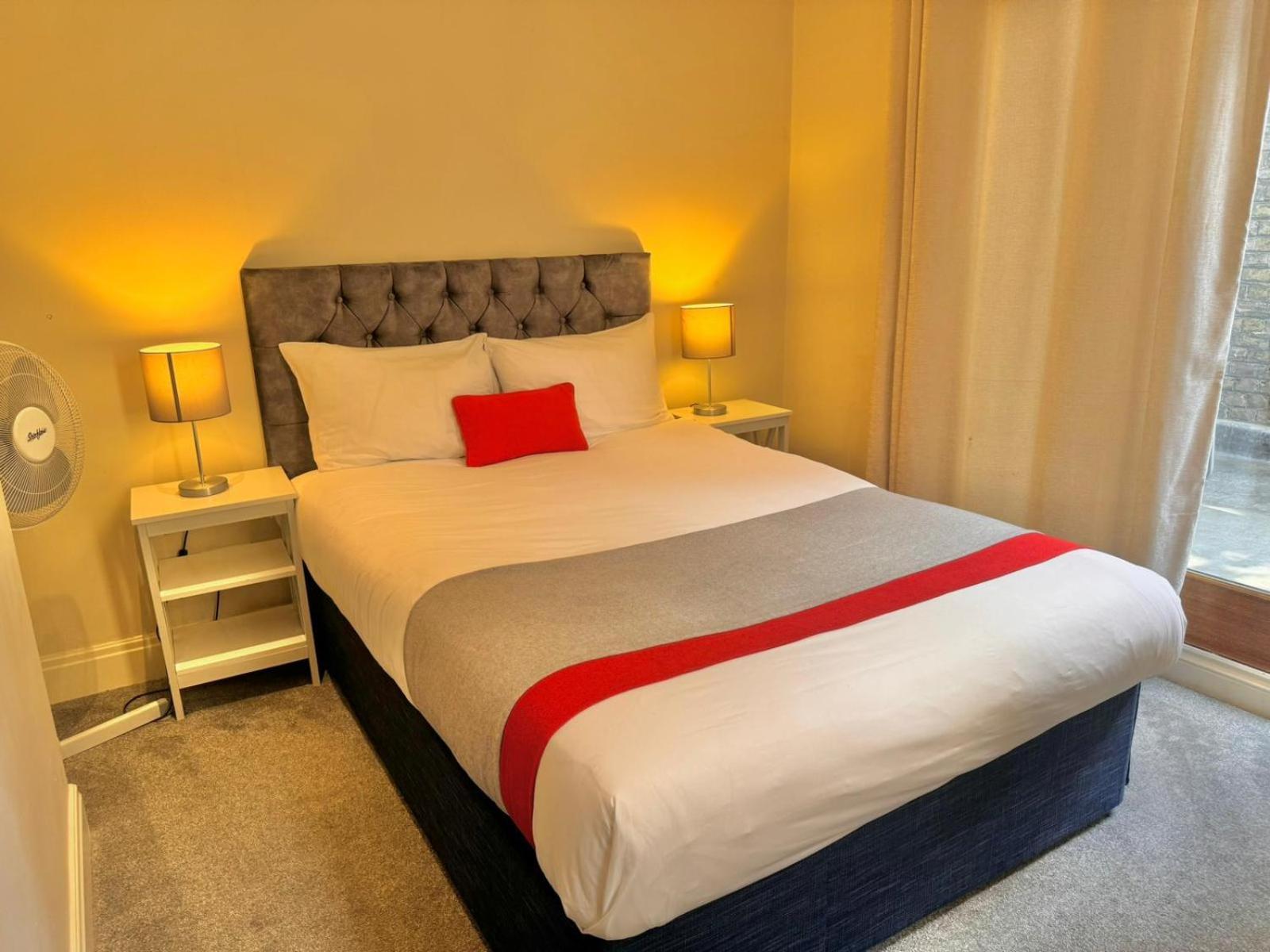 The Beverley Apartments London - Victoria Exterior photo